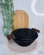 آبکش مشکی دسته چوبی - تصویر 3